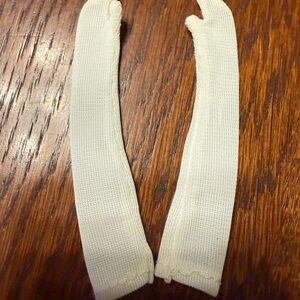 Vintage 1960’s Mattel Barbie White Silky Evening Gloves Excellent Condition!